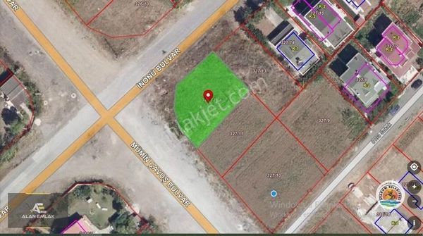 Alan Emlak;taflan Tramvay Hattına Cep.köşe Satılık Villa Arsası