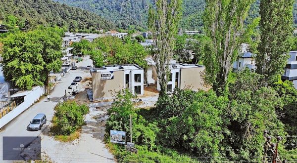 Magnadan Gümüştepede Özel Tasarım 230m2 Bahçeli 3+1 Loftvilla