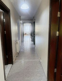 Bağbaşı Yeniyola Yakın Zümrüt Evler Mevkii 3+1 Satılık Daire