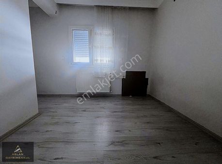 Çiğli Araştırma Hastanesi Ve Katip Çelebi Yürüme Mesafesinde