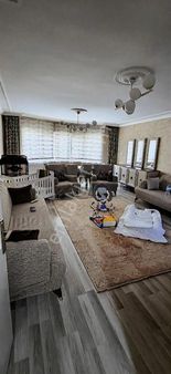 Serhat Geniş Peysajlı 3.katta Asansörlü Masrafsız Daire