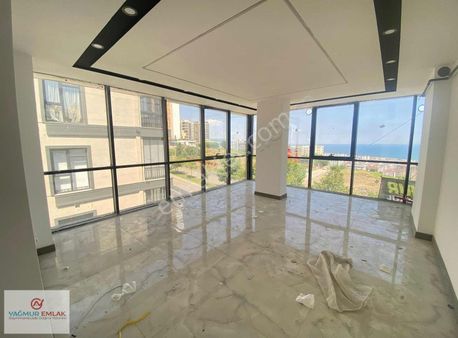 Yağmur Emlak'tan Türker Plaza'da Kiralık 1+1 Ofis Katları