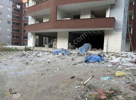 Altın Emlak Trabzon Çukurçayırda 550 Metre Kare Kiralık Dükkan