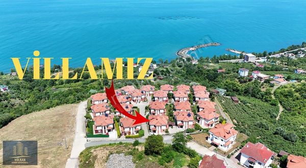 Deniz Manzaralı Site İçi Full Eşyalı Bahçeli Villa