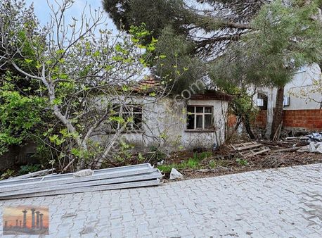 Assos Han Emlak'tan Fatih Mahallesinde Mustakil Ev