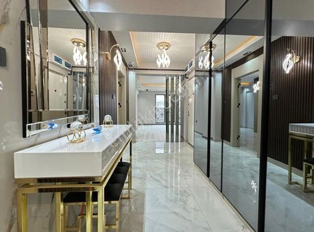 Keçiören Merkez De Full Yapılı Cadde Kenarı Acil Satılık 3+1