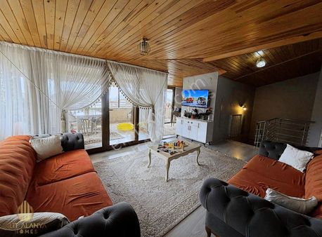 Alanya Hasbahçe De Deniz Ve Kale Manzaralı 5+1 Ayrı Mutfak Daire