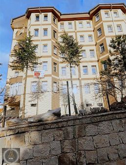 Mazakalan Yakınında Ara Kat Kombili Hemen Oturulabilir Daire