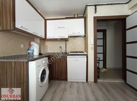 Onurhandan Üniversiteye 5 Dk Asansörlü Balkonlu Arakat 2+1 Apart