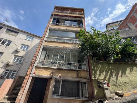 İstanbul Beyoğlu Sütlüce'de 4+2 Satılık Dubleks Daire