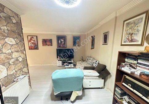 Reşadiye'den Dikmen Aydınlar Mah. Ece Cad'si Üzeri 2+1 Yapılı 100 M2 Daire