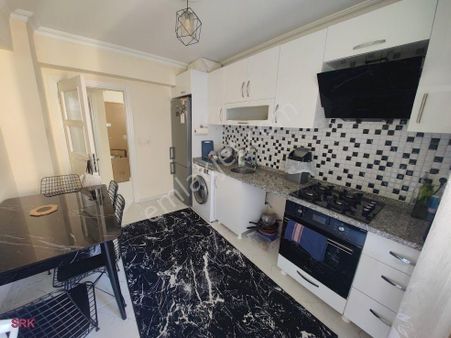 Serkan Gayrimenkulden Bahçelievler Hürriyet Mahallesinde 2.kat