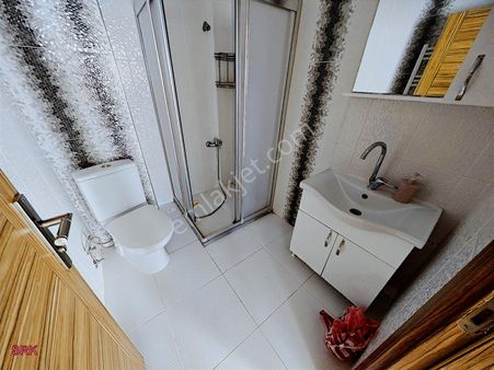 Serkan Gayrimenkulden Bahçeli Evler Zaferde 3.kat Güney Cepe