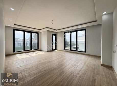 Bayramoğlu Merkez'de Butik Site İçi Asansörlü 4+1 235 M2 Dubleks