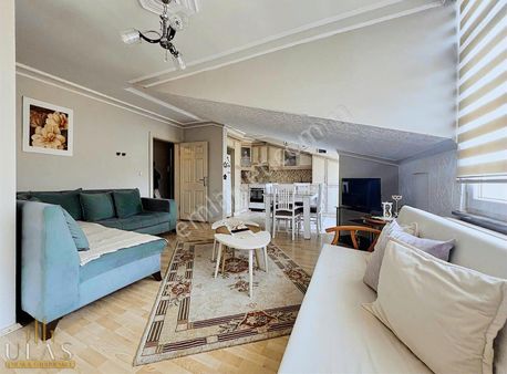 Ulaş Gayrimenkul Karşıyaka Ruspazarı Işıklar Mevki Satılık 2+1