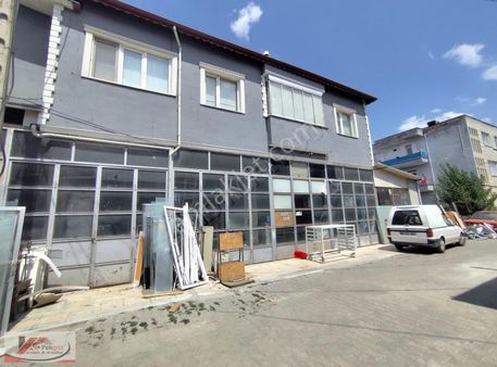 Pekgöz Emlak 3 Adet Dükkan Ve Üstünde Bir Adet Süper Lüx Daire