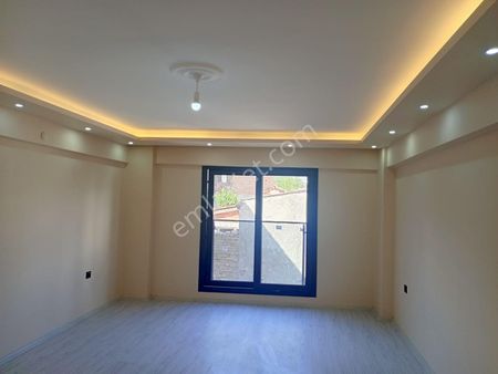 Aydın Söke Cumhuriyet Mah. Yerden Isıtmalı Asansörlü 3+1 Satılık Sıfır Daire