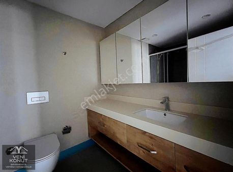 Yeni Konut'tan Bahçeşehir Vadi Evleri 2 Önü Açık Bahçeli 4+1