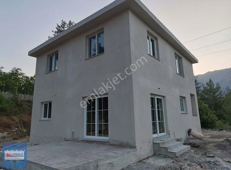 Pozantı Eskikonacık 1500 M2 Kullanım Alanlı Dublex 4+1