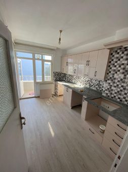 Evim-nur'dan Bahçelievler Mh 3+1 3.kat Balkonlu Doğalgazlı Krediye Uygun Fırsat Daire