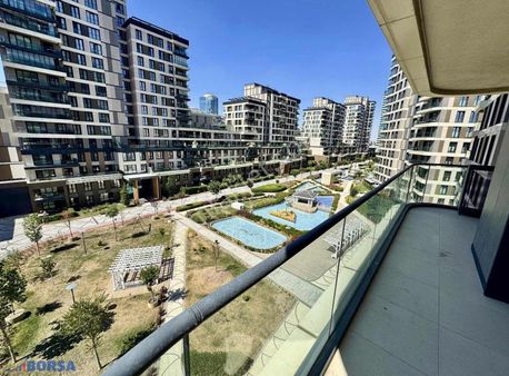 Başkent Emlak Konutları Peyzaj Manzaralı Satılık 4.5+1 Boş Daire