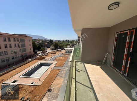 Sar Yapı Projesi Maçkaparkta Satılık 2+1 Lüks Daireler