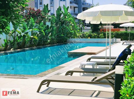 Uncalıda Modern Sitede Kiralık Lüks 2+1 Bahçe Katı - For Rent