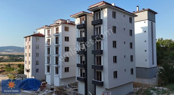 Garanti Emlaktan Üniverisete Yakını Yatırımlık 1+1 Daire