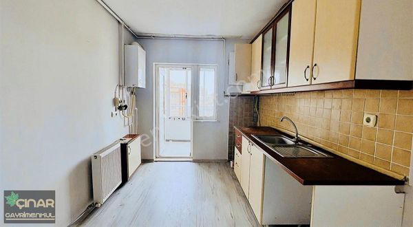 Toki Girişi 112 M2 Pazaryeri Karşısı Ful Yapılı Satılık Daire