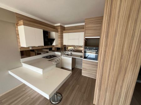 Etimesgut Yeşilova Mah. Bölgenin Prestijli Sitesinde Ön Cephe Katta 2+1 Daire