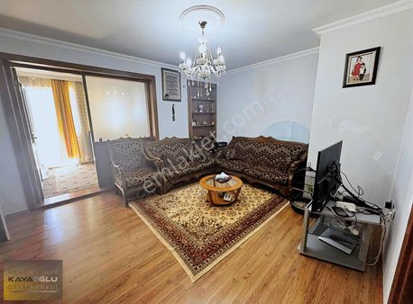 Karşıyaka Çarşı İçinde Tadilatlı 3+1 Daire