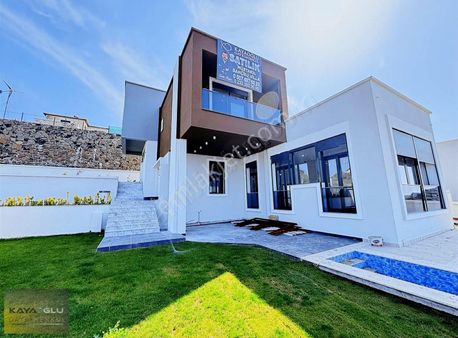 Kayaoğlun'dan Foçaköyde Emsalsiz Modern Havuzlu 4+1 Lüx Villa