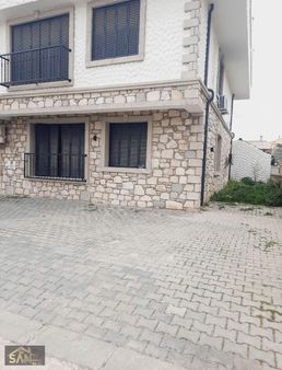 Urla Merkezde Yatırımlık 1+1 Daire