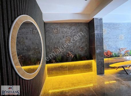 Rönesans Emlaktan 1+1 Satılık