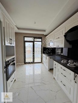 Selahaddin Eyyübi Mah. Kapalı Otoparklı Sıfır 3+1 Lüx Daire