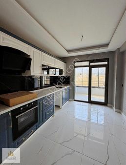 Mete Konaklarına Yakın 3+1 Kapalı Otoparklı Lüx Sıfır Daireler