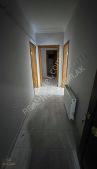 İkitelli Salı Pazarı Cadde Üzeri 2+1 Kiralık 120 M2 2.kat Daire