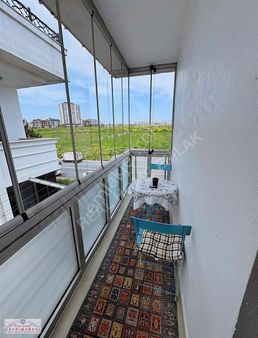 Gültepe'de 5+1 Satılık 220 M2 Otoparklı Full Tadilatlı Dubleks