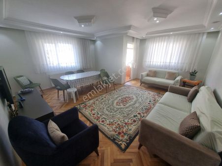 Çekmeköy Mehmet Akif Mahallesinde Satılık 2+1 Daire