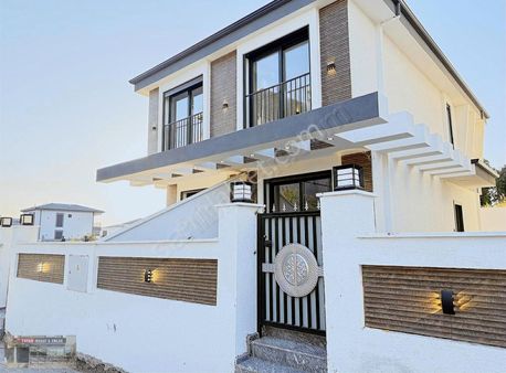 Hisar'da 2+1ayrı Mutfak Müstakil Girişli Villa