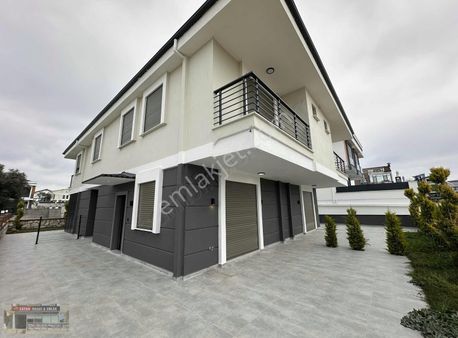 Didimde 3+1 Müstakil Villa Geniş Verandalı, Ön Cephe