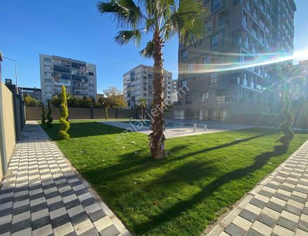 Acill Buca Çamlıkule Mahde Site İçi 1+1 45m2 Dgazlı Havuzlu Sitede Kiralık Lüx Daire