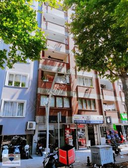 İzmit Bulvar Ana Cadde Üzeri Satılık Ön Cephe 2+1 Arakat Daire