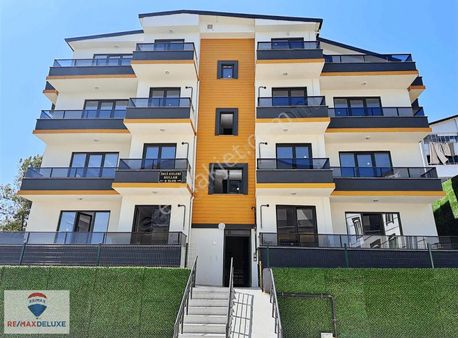 Başiskele Kullar'da Satılık 4+1 Çatı Dubleks Daire