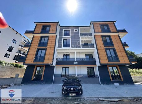 Başiskele Yeşilyurt Mahallesinde Satılık 3+1 Ç.dubleks Daire