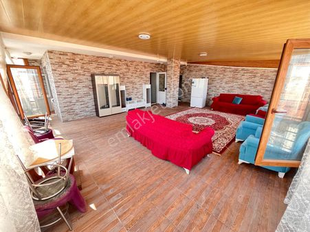 Toprak Emlak'tan Keçiören Osmangazi Mah 7+1 Dublex Daire