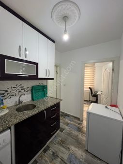 Yeni Isubü Ye Yürüme Mesafesinde Bahçe Kat Oda Mut. Ayrı 1+0