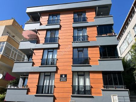 Pegaas'tan Ambarlı Da Asansörlü 2+1 Ara Kat Daire