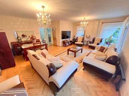 Şafak'tan Çiçekli'de Yunus Emre Cad Yanı 4+1 Güney Cephe-geniş!