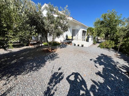 Yeşiltepede 3+1 Ayrı Mutfaklı Geniş Villa